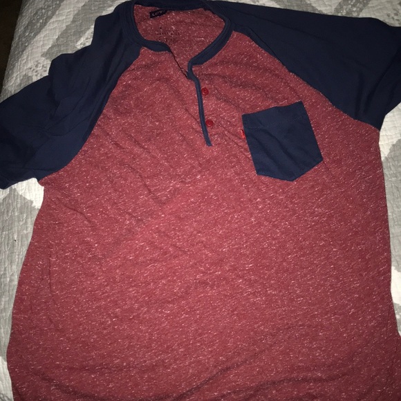 Levi’s collared shirt - Picture 1 of 1